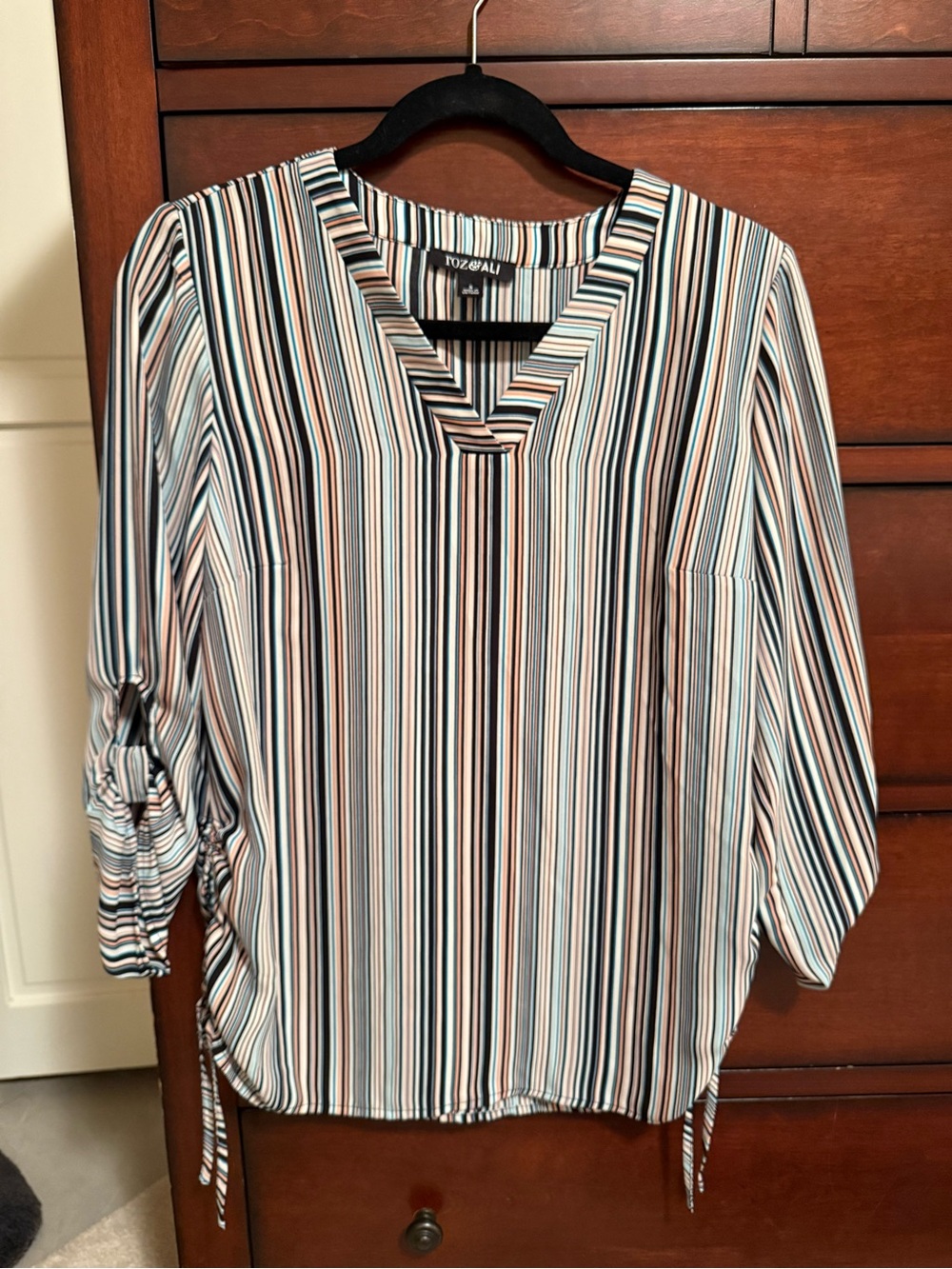Roz & Ali Striped V-Neck Blouse in White, Black & Teal